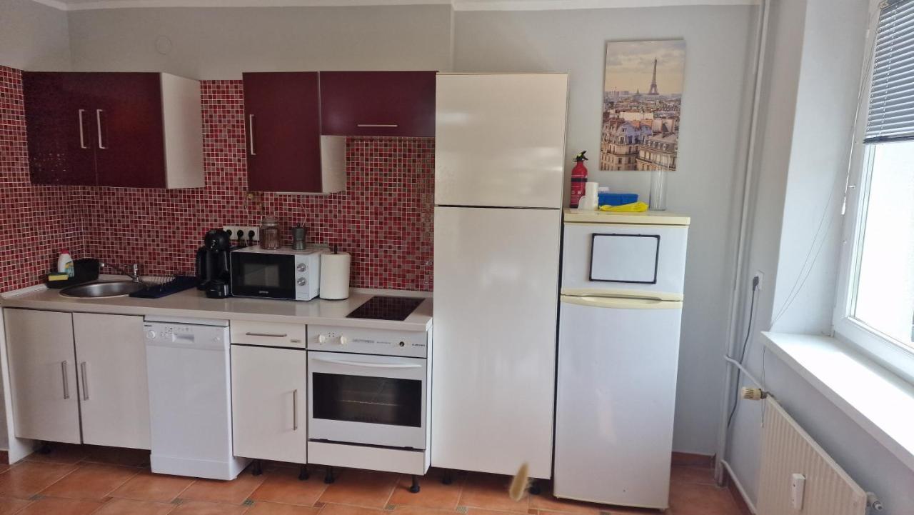 Lovely Condo With Free Parking Ljubljana Extérieur photo
